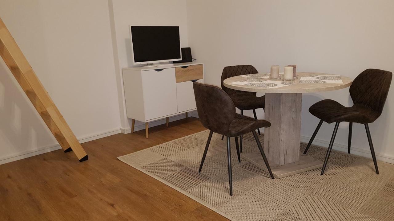 Studio Apartment For 3 Берлін Екстер'єр фото