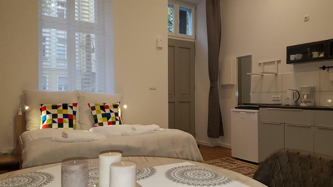 Studio Apartment For 3 Берлін Екстер'єр фото
