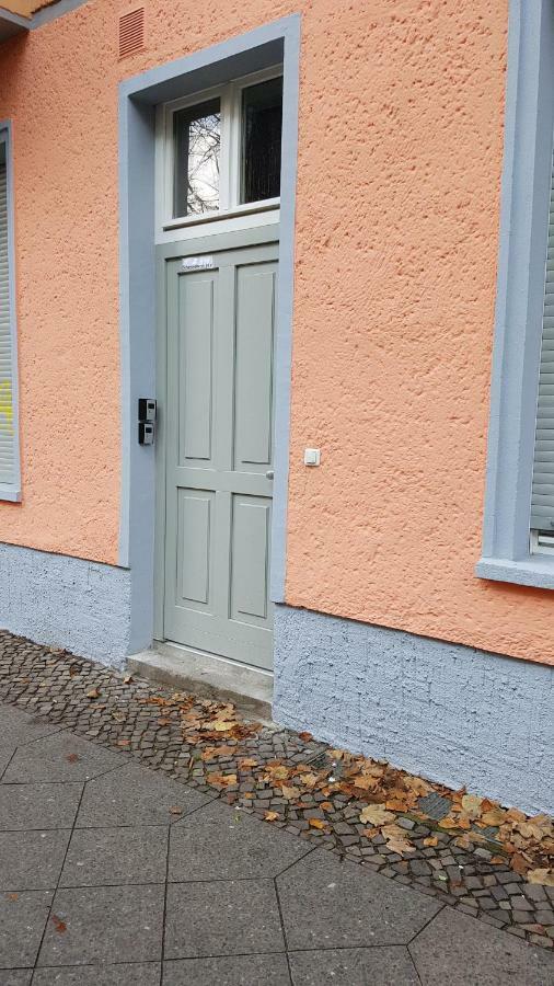 Studio Apartment For 3 Берлін Екстер'єр фото